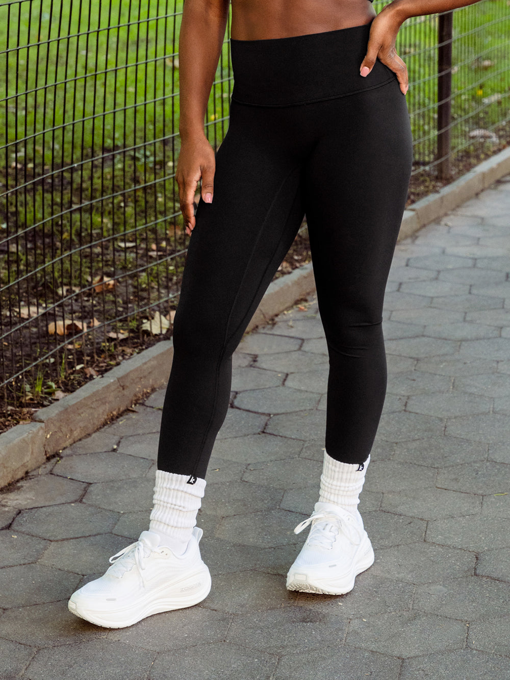 LULULEMON BLACK ALIGN NO LINE HR PANT 25"