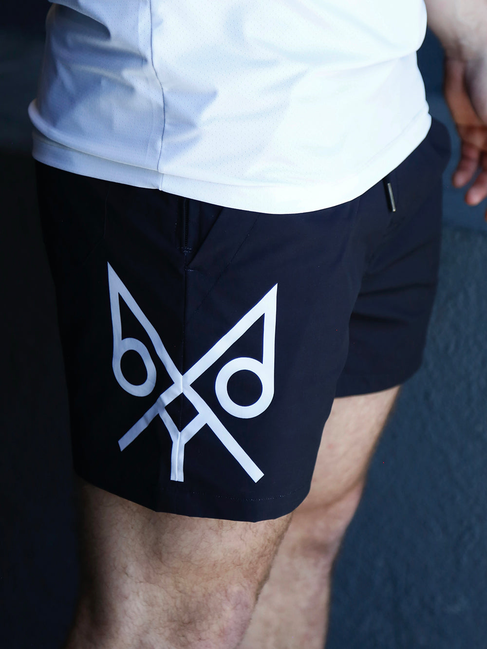 BDXY x BARRY'S BLACK 5" PERFORMANCE SHORT