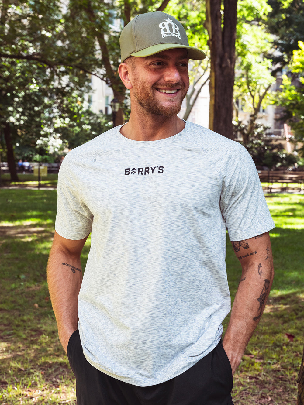 RHONE REIGN GRAY SPACE DYE SHORT SLEEVE