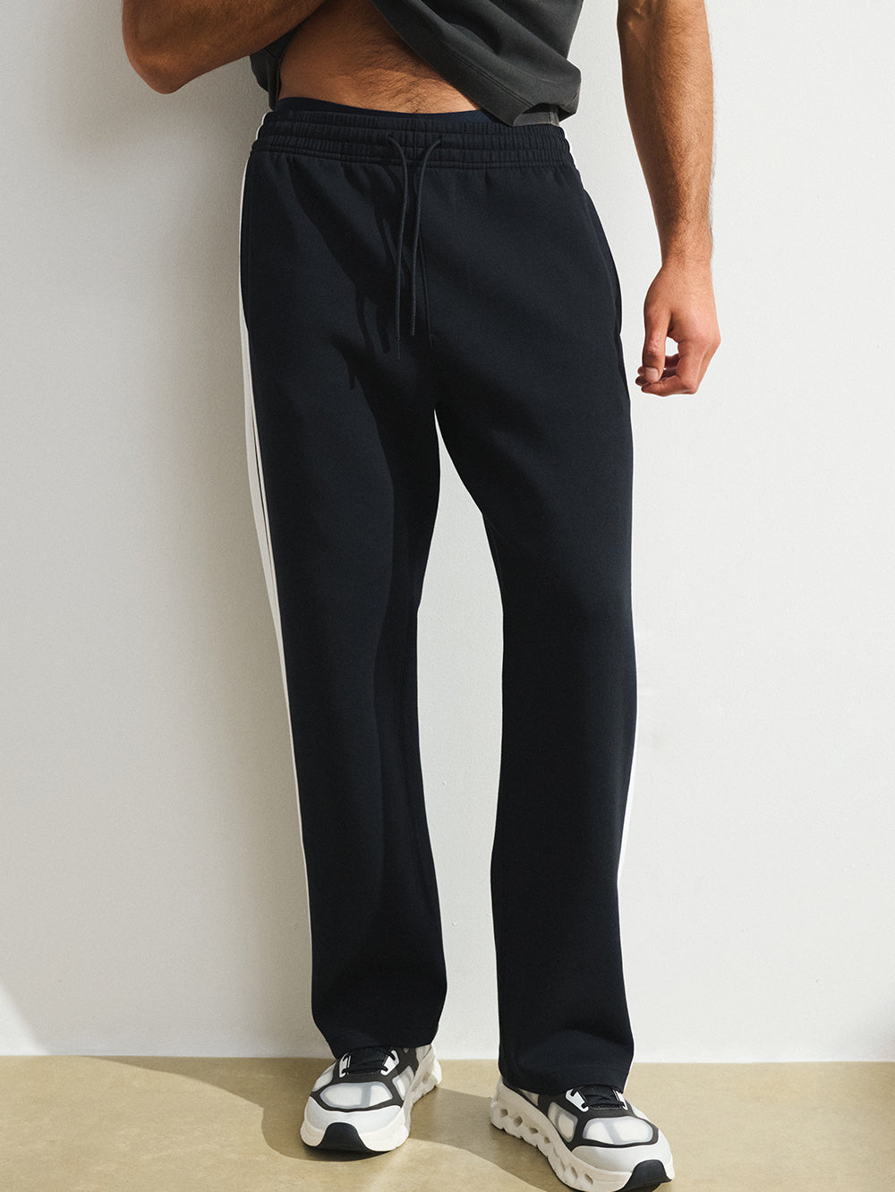BARRY'S X YPB BLACK NEOKNIT MAX STRAIGHT LEG PANT