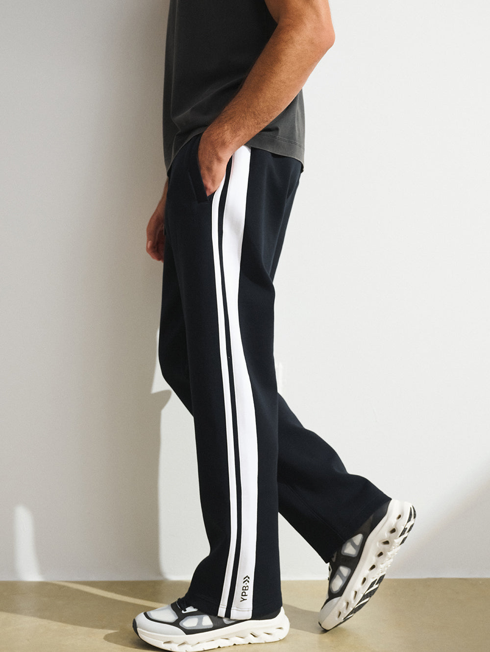 BARRY'S X YPB BLACK NEOKNIT MAX STRAIGHT LEG PANT