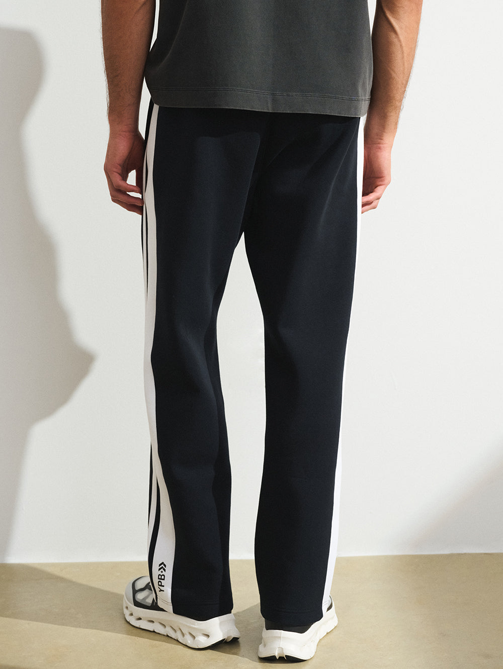 BARRY'S X YPB BLACK NEOKNIT MAX STRAIGHT LEG PANT