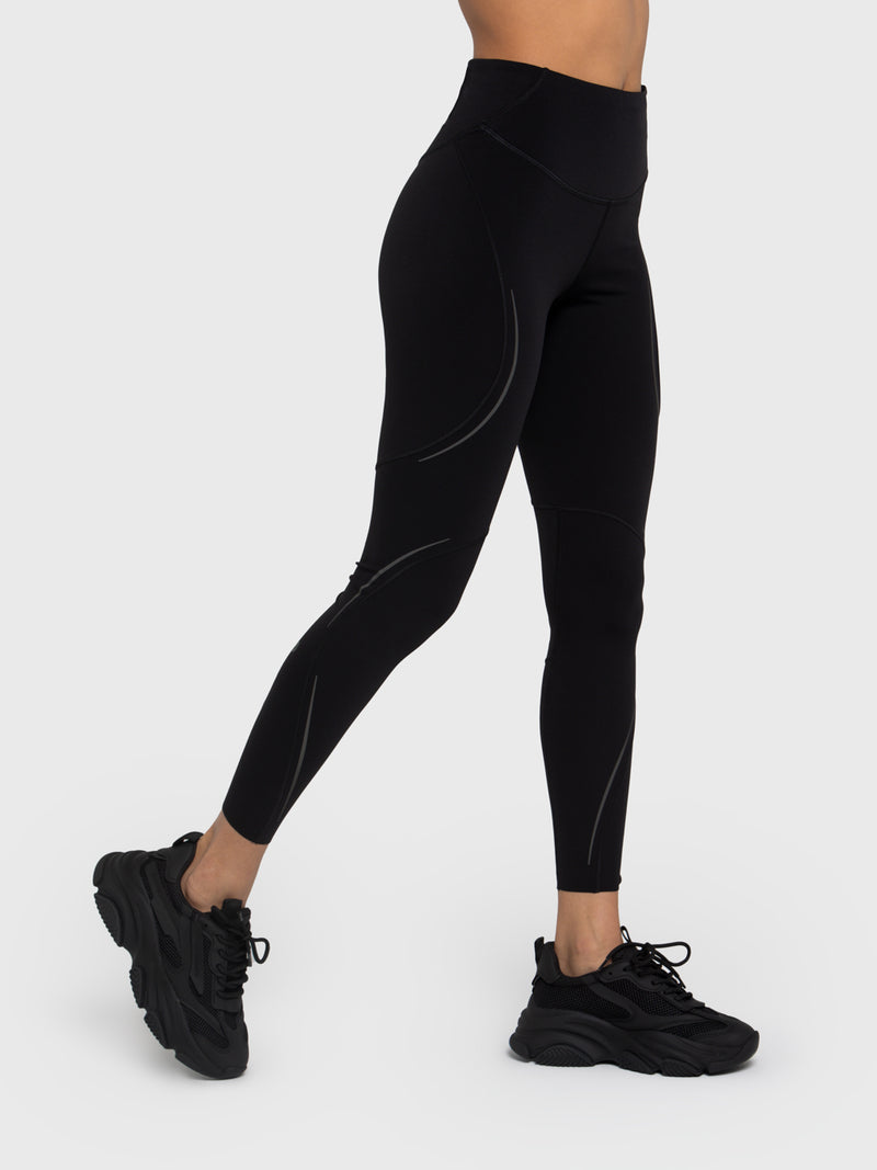 Lululemon Tight Stuff Tight 25in Reflective Compression Sportswear Black  Workout - Athletic apparel