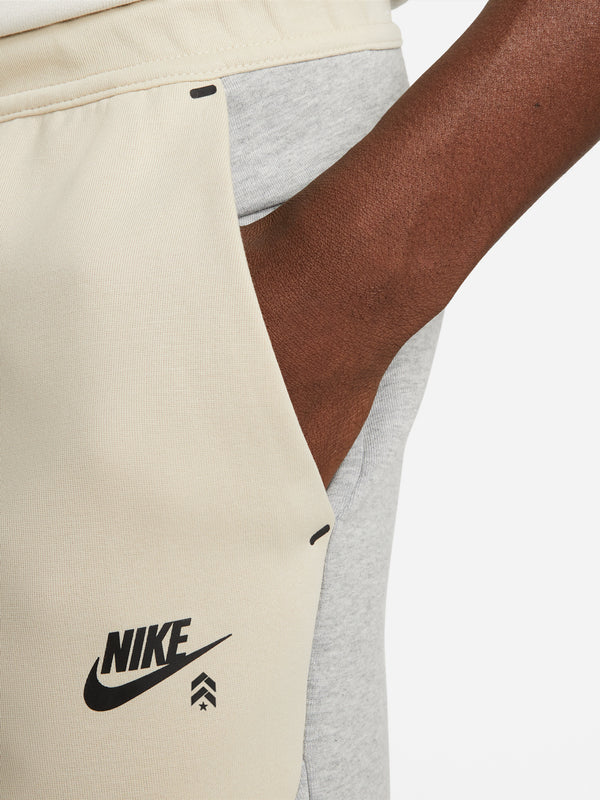 Nike, Bags, Barrys X Nike Heritage Tote
