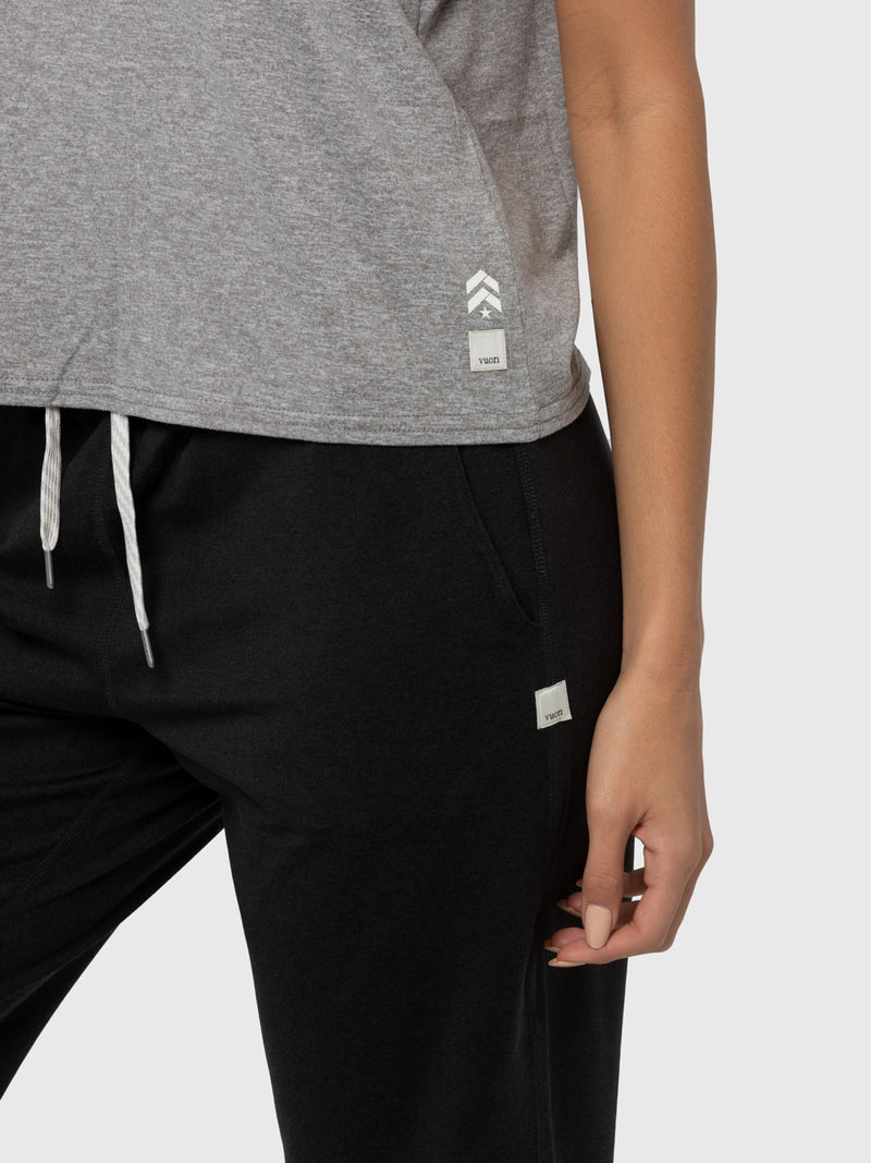 VUORI HEATHER GREY ENERGY TOP