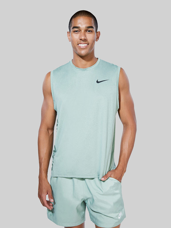 Dri-Fit Training ¼-Zip from Nike – The Bowdoin Store