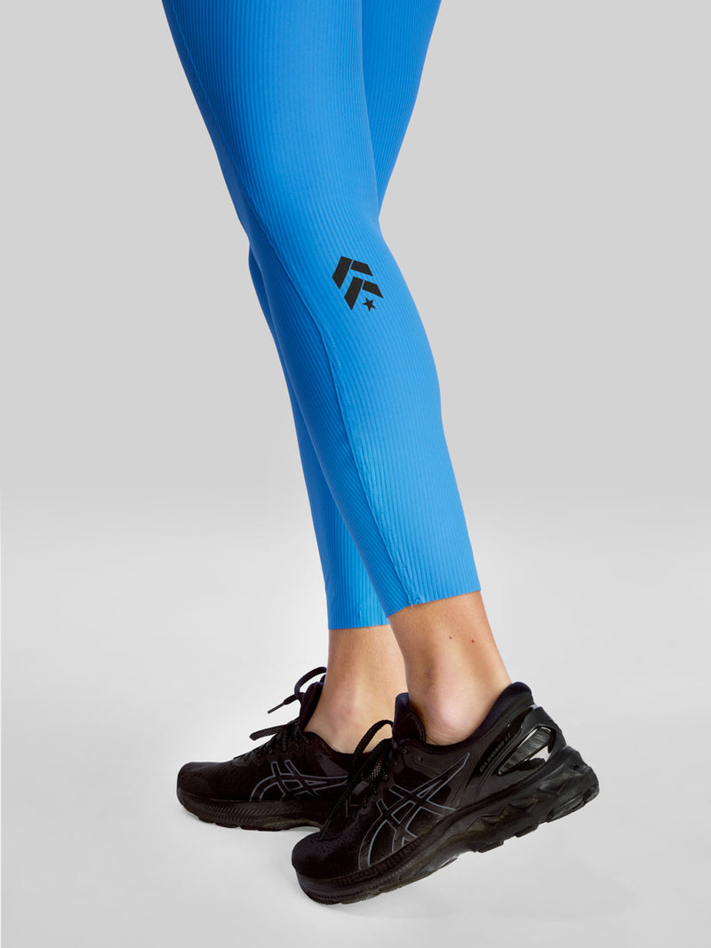Got my Blue Nile Base Pace Brushed 28” (4) in the mail today! I am  OBSESSED. I think the base pace are my new favourite leggings…. 😩🤍 : r/ lululemon