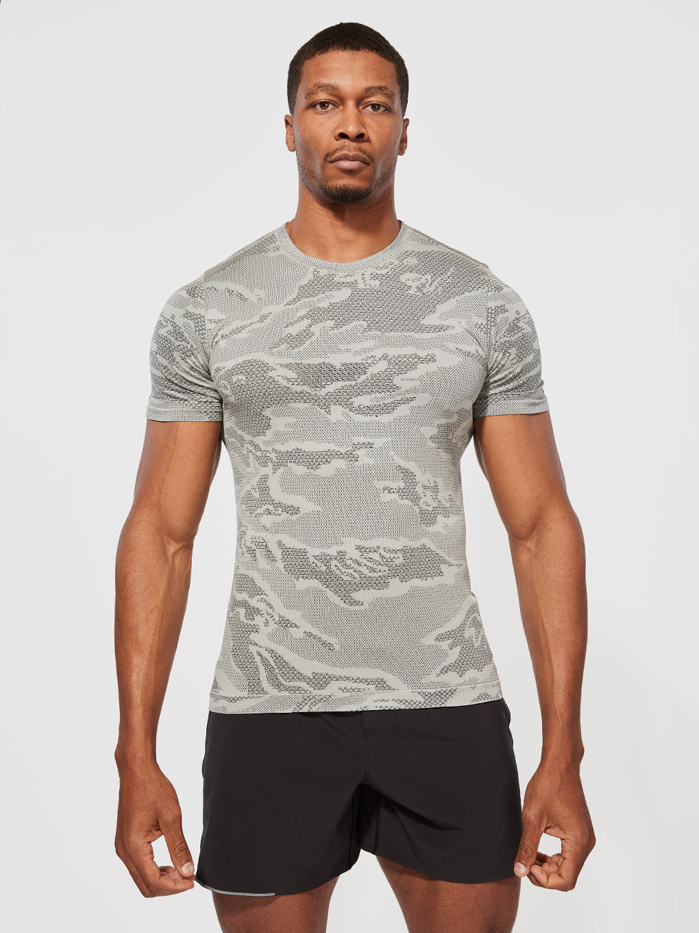 LULULEMON X BARRY'S CITY CAMO METAL VENT BREATHE SS